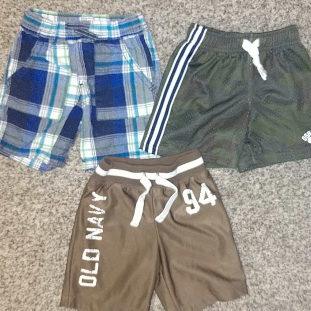 Little boys sz 2t shorts bundle